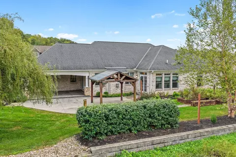 Exterior - 503 Barnside Ln, Cincinnati, OH 45233 photo 8 of 16