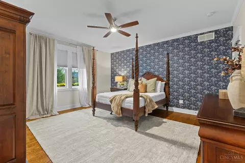 Bedroom - 503 Barnside Ln, Cincinnati, OH 45233 photo 2 of 2