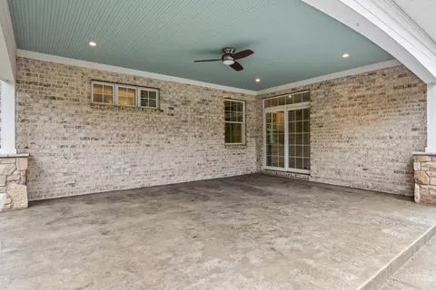 Exterior - 503 Barnside Ln, Cincinnati, OH 45233 photo 15 of 16