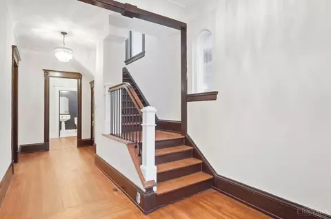 Entry Way - 227 Forest Ave, Cincinnati, OH 45229 photo 7 of 12