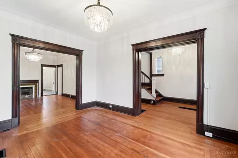 Living - 227 Forest Ave, Cincinnati, OH 45229 photo 3 of 9