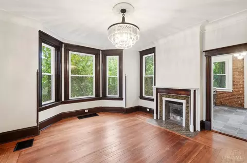 Living - 227 Forest Ave, Cincinnati, OH 45229 photo 6 of 9