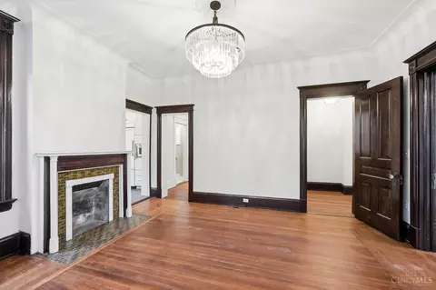 Living - 227 Forest Ave, Cincinnati, OH 45229 photo 8 of 9