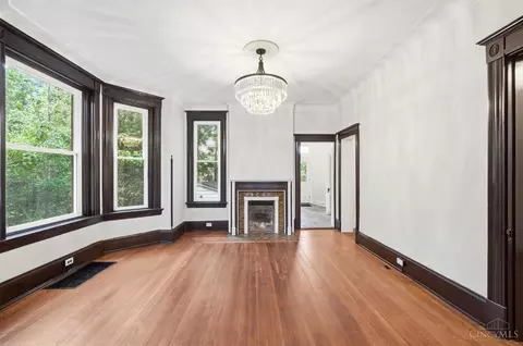 Living - 227 Forest Ave, Cincinnati, OH 45229 photo 5 of 9