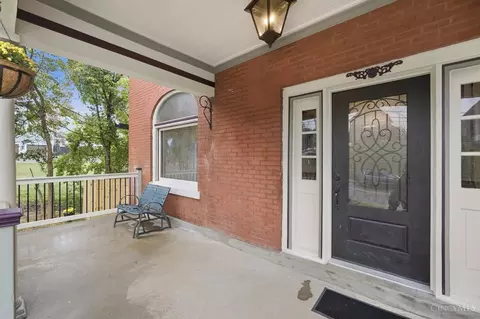 Exterior - 227 Forest Ave, Cincinnati, OH 45229 photo 2 of 9