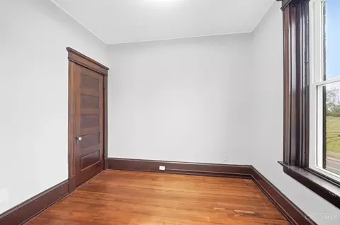Bedroom - 227 Forest Ave, Cincinnati, OH 45229 photo 5 of 10