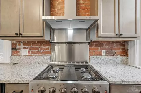Kitchen - 227 Forest Ave, Cincinnati, OH 45229 photo 4 of 7