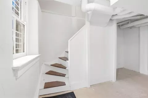 Entry Way - 227 Forest Ave, Cincinnati, OH 45229 photo 12 of 12