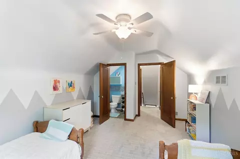 Bedroom - 3108 Beaver Ave, Cincinnati, OH 45213 photo 6 of 6
