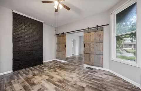 Living - 839 Ridgeway Ave, Cincinnati, OH 45229 photo 1 of 7