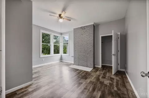 Living - 839 Ridgeway Ave, Cincinnati, OH 45229 photo 6 of 7