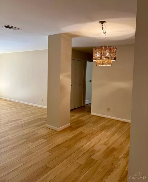 Dining - 3004 Glenmore Ave, Cincinnati, OH 45238 photo 3 of 3