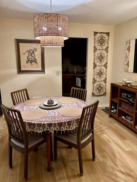 Dining - 3004 Glenmore Ave, Cincinnati, OH 45238 photo 2 of 3