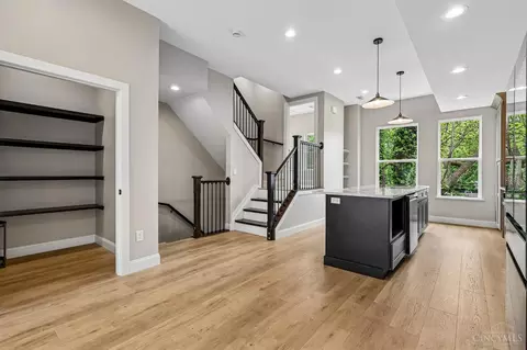 Entry Way - 3906 Edwards Rd, Cincinnati, OH 45209 photo 2 of 2