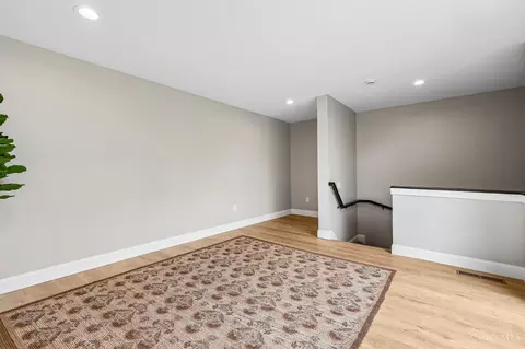 Living - 3906 Edwards Rd, Cincinnati, OH 45209 photo 6 of 7