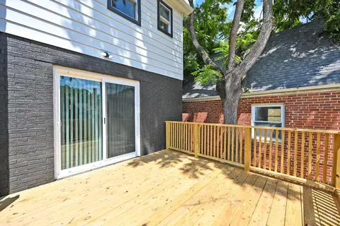 Exterior - 2529 Bremont Ave, Golf Manor, OH 45237 photo 6 of 9