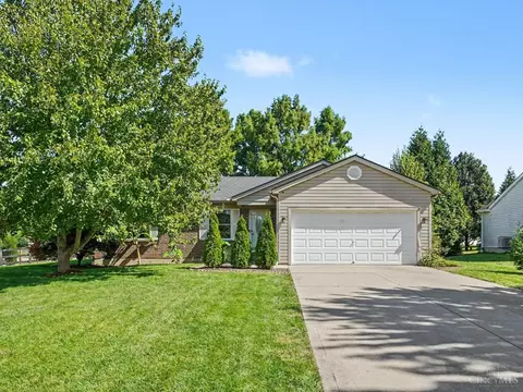 8102 Sterling Spring Dr, Loveland, OH 45140