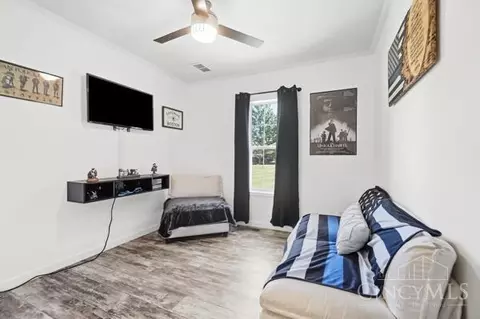 Bedroom - 508 Reeder Rd, Blanchester, OH 45107 photo 2 of 2