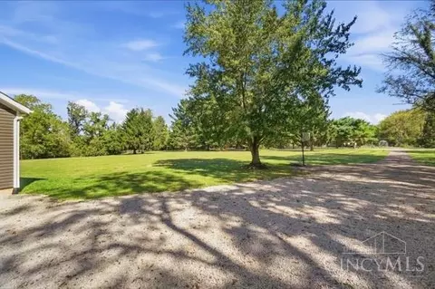 Exterior - 508 Reeder Rd, Blanchester, OH 45107 photo 3 of 5