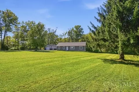 Exterior - 508 Reeder Rd, Blanchester, OH 45107 photo 2 of 5