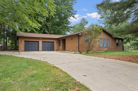 1352 Lorelei Dr, Fayetteville, OH 45118