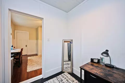 Entry Way - 4110 28th St, Cincinnati, OH 45209 photo 4 of 4