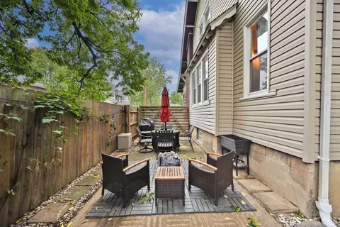 Exterior - 4110 28th St, Cincinnati, OH 45209 photo 4 of 10