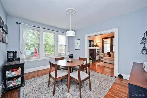 Dining - 4110 28th St, Cincinnati, OH 45209 photo 3 of 4