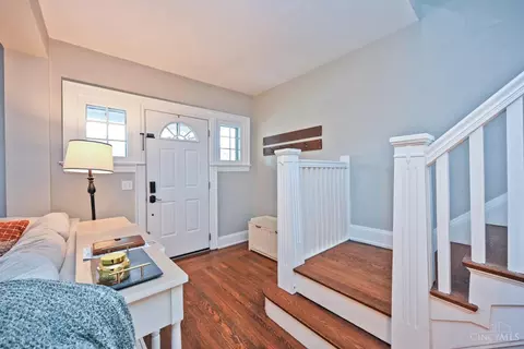 Entry Way - 4110 28th St, Cincinnati, OH 45209 photo 1 of 4