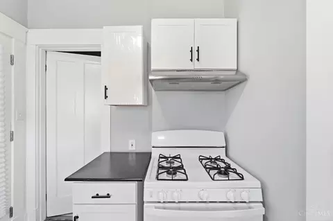 Kitchen - 891 Ridgeway Ave, Cincinnati, OH 45229 photo 2 of 3