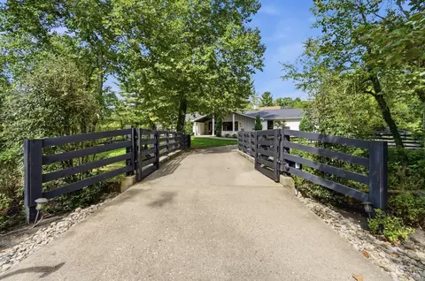 Exterior - 2430 Section Rd, Amberley, OH 45237 photo 15 of 22