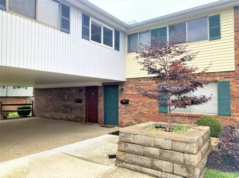 7752 Montgomery Rd, Cincinnati, OH 45236