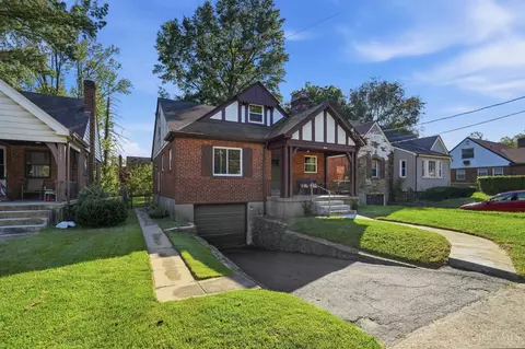 Exterior - 1127 N Bend Dr, Cincinnati, OH 45224 photo 3 of 12