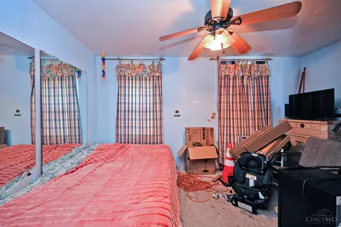 Bedroom - 1359 Section Rd, Cincinnati, OH 45237 photo 3 of 3