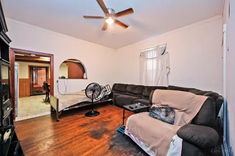 Living - 1359 Section Rd, Cincinnati, OH 45237 photo 1 of 1