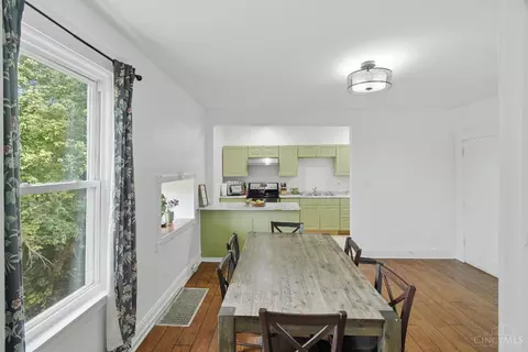 Dining - 1918 Fairmount Ave, Cincinnati, OH 45214 photo 3 of 4