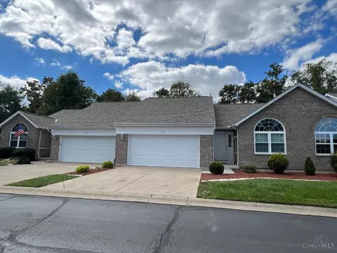 1951 Pointe Dr, Lawrenceburg, IN 47025