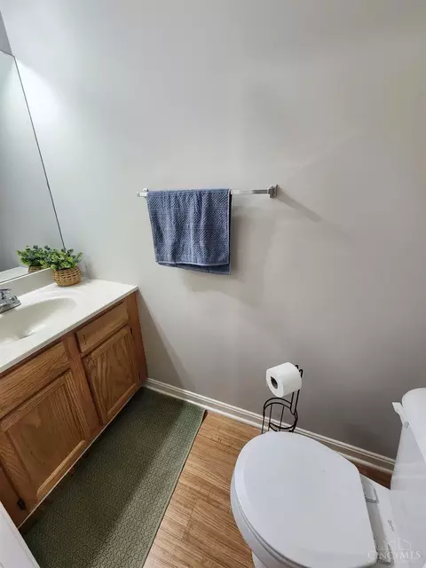 Bath - 3320 Brodbeck Pl, Cincinnati, OH 45211 photo 3 of 3