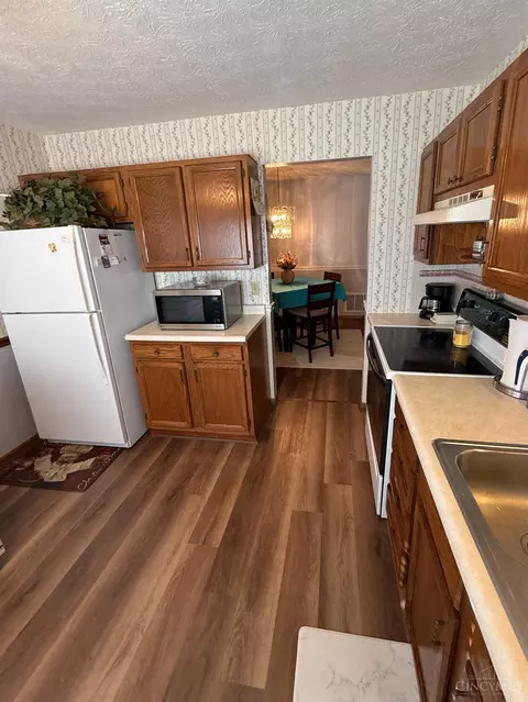 Kitchen - 3963 School Section Rd, Cincinnati, OH 45211 photo 4 of 4