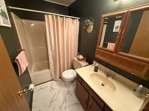 Bath - 3963 School Section Rd, Cincinnati, OH 45211 photo 3 of 3