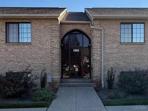 3963 School Section Rd, Cincinnati, OH 45211