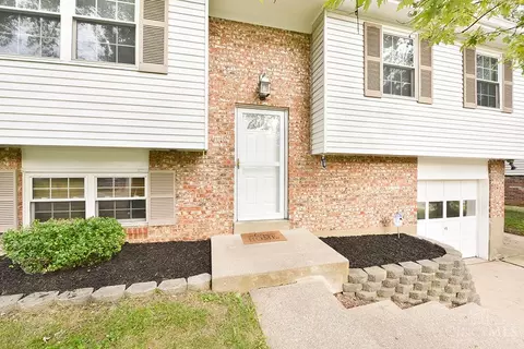 9926 Pinedale Dr, Cincinnati, OH 45231