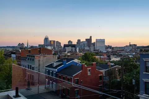 View/Area - 148 Mulberry St, Cincinnati, OH 45202 photo 3 of 6