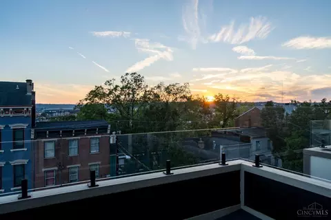 View/Area - 148 Mulberry St, Cincinnati, OH 45202 photo 1 of 6