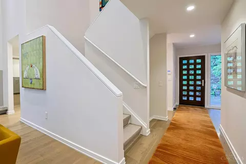 Entry Way - 3499 Windisch Ave, Cincinnati, OH 45208 photo 1 of 7