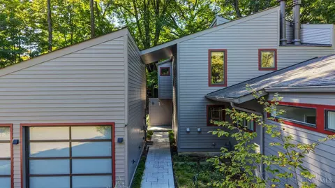 Exterior - 3499 Windisch Ave, Cincinnati, OH 45208 photo 25 of 30