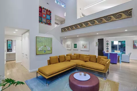 Living - 3499 Windisch Ave, Cincinnati, OH 45208 photo 4 of 5