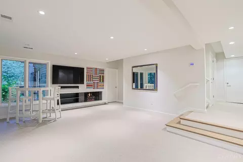 Living - 3499 Windisch Ave, Cincinnati, OH 45208 photo 5 of 5