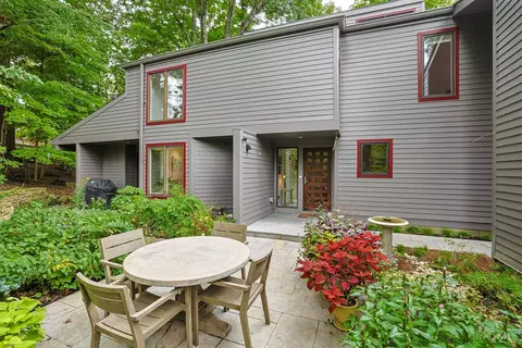 Exterior - 3499 Windisch Ave, Cincinnati, OH 45208 photo 4 of 30