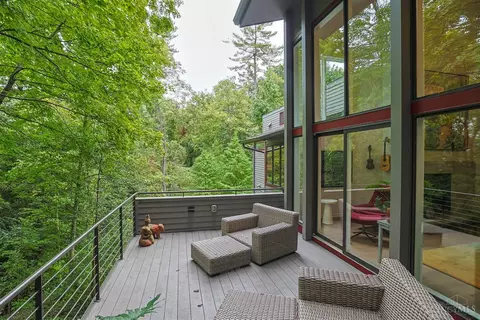 Exterior - 3499 Windisch Ave, Cincinnati, OH 45208 photo 7 of 30